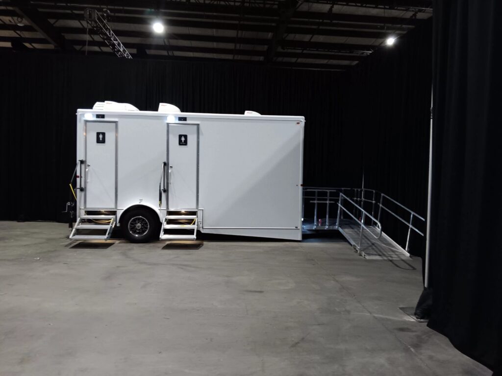 Restrooms Trailer 3